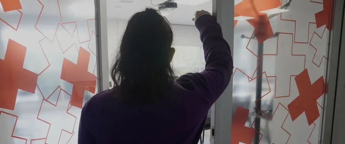 NOT_Euskadi-entrevista-usuaria-victima-violencia-genero-taller-empoderamiento-mujeres