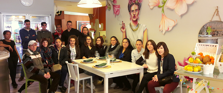 Los alumnos de cocina del PFI de Ourense visitan el restaurante Nopal como parte de su formación práctica